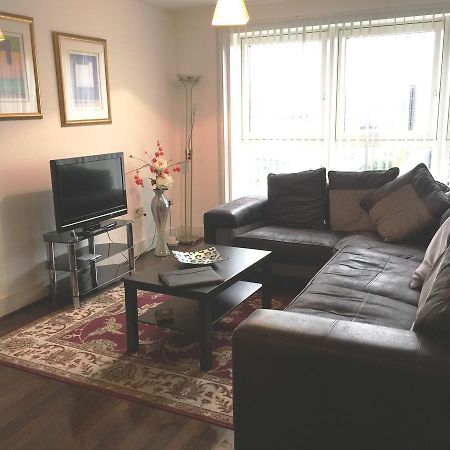 Linx Apartments Skyline Plaza Basingstoke Bagian luar foto