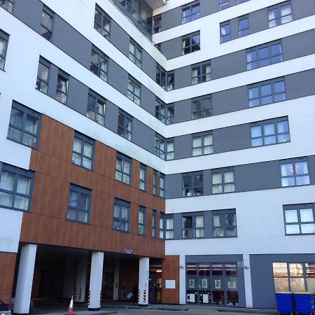 Linx Apartments Skyline Plaza Basingstoke Bagian luar foto