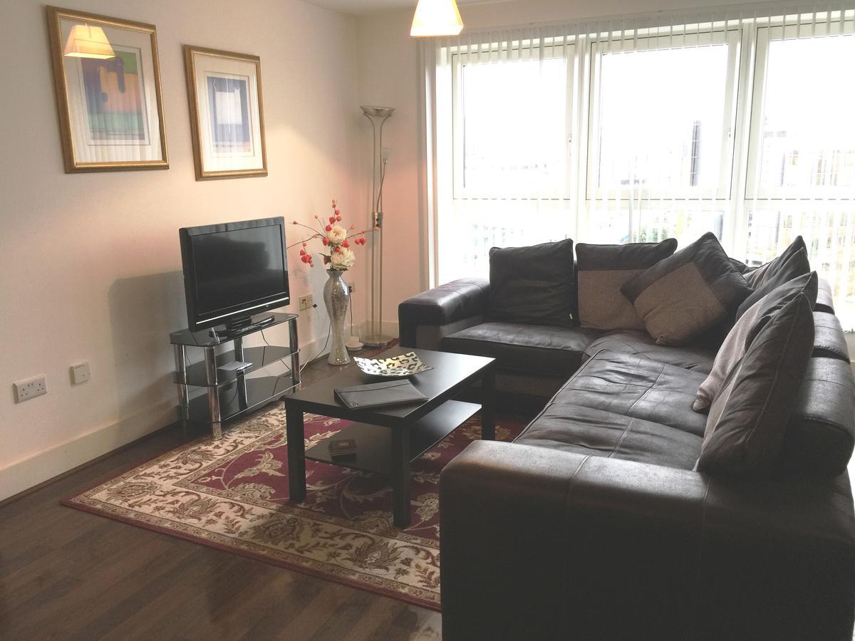 Linx Apartments Skyline Plaza Basingstoke Bagian luar foto